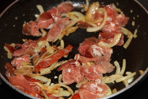 makaron z szynką prosciutto