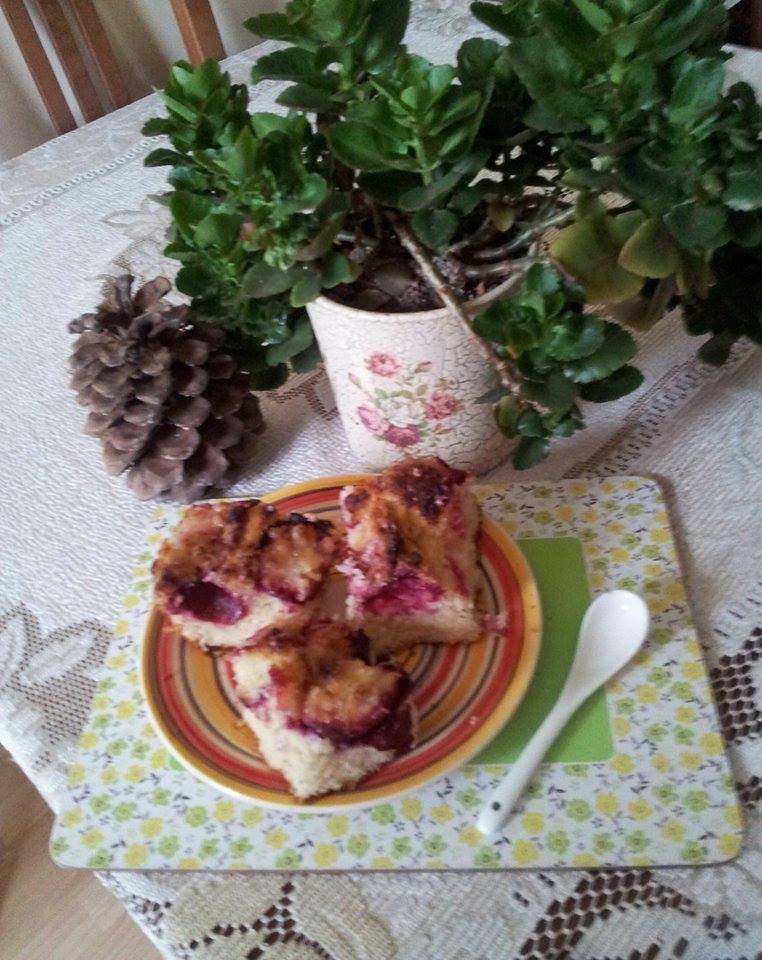 drożdżówka ze śliwkami