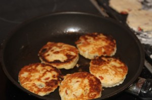 scones with raisins