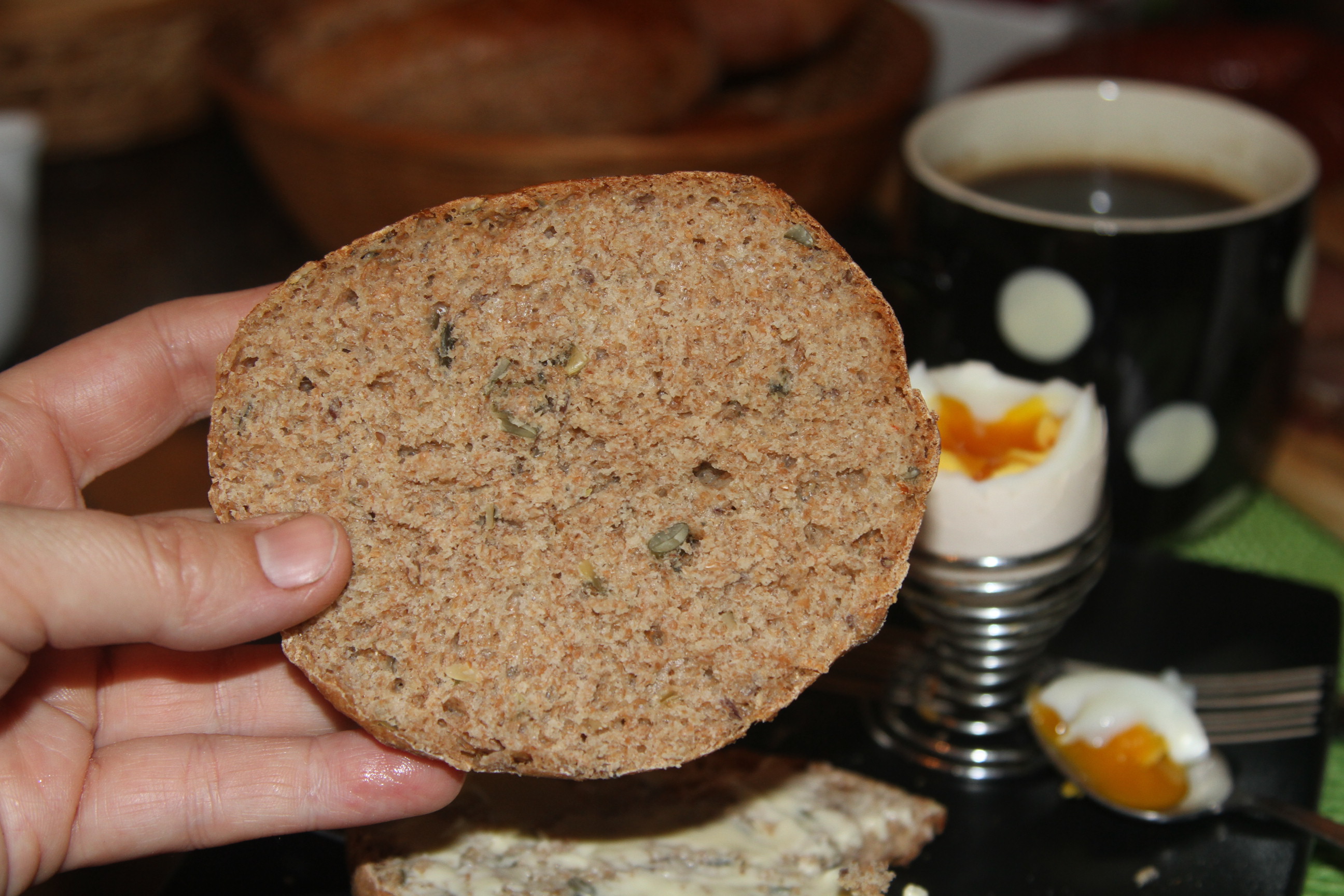 pyszne bułki z ziarnami