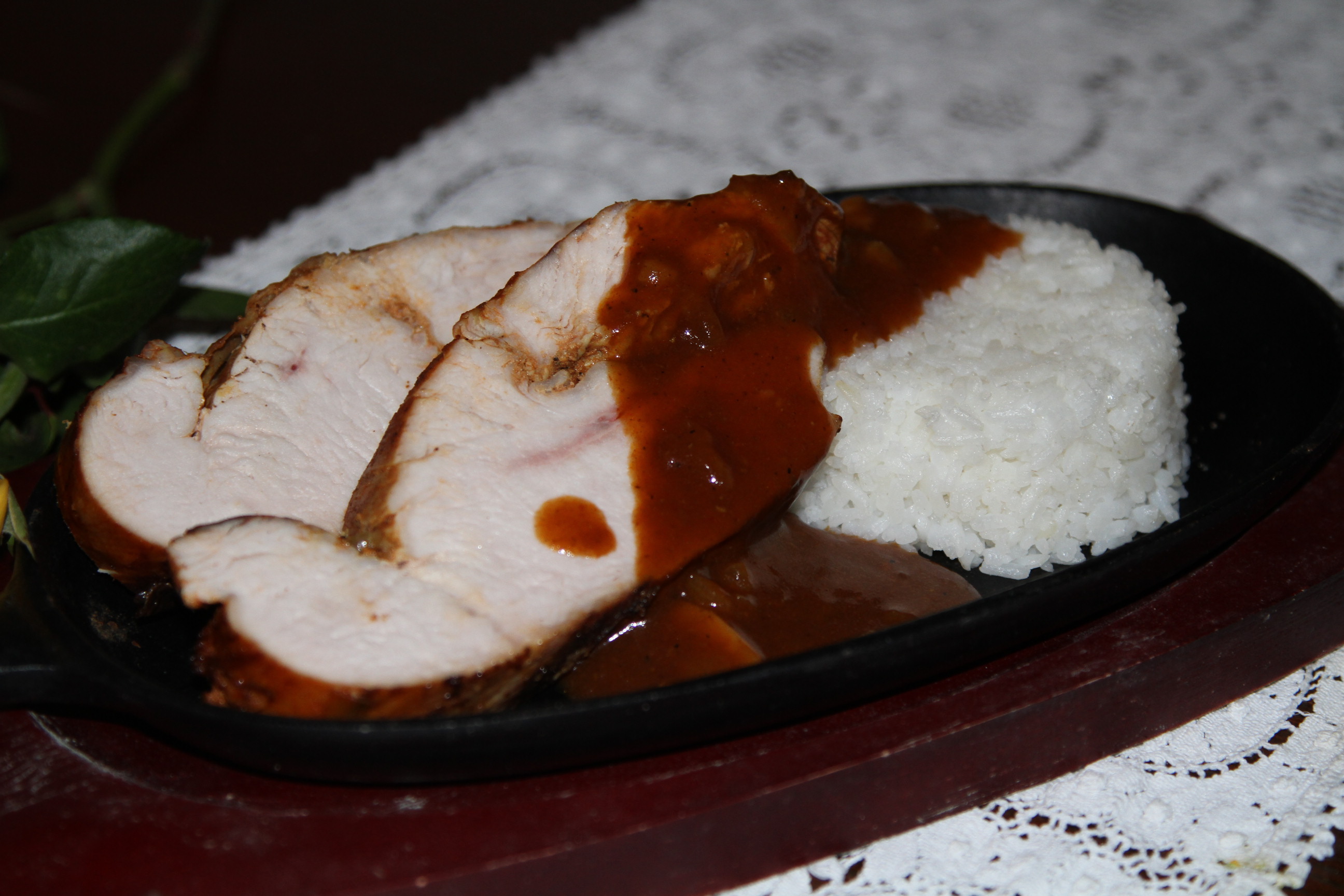 pierś z indyka w sosie