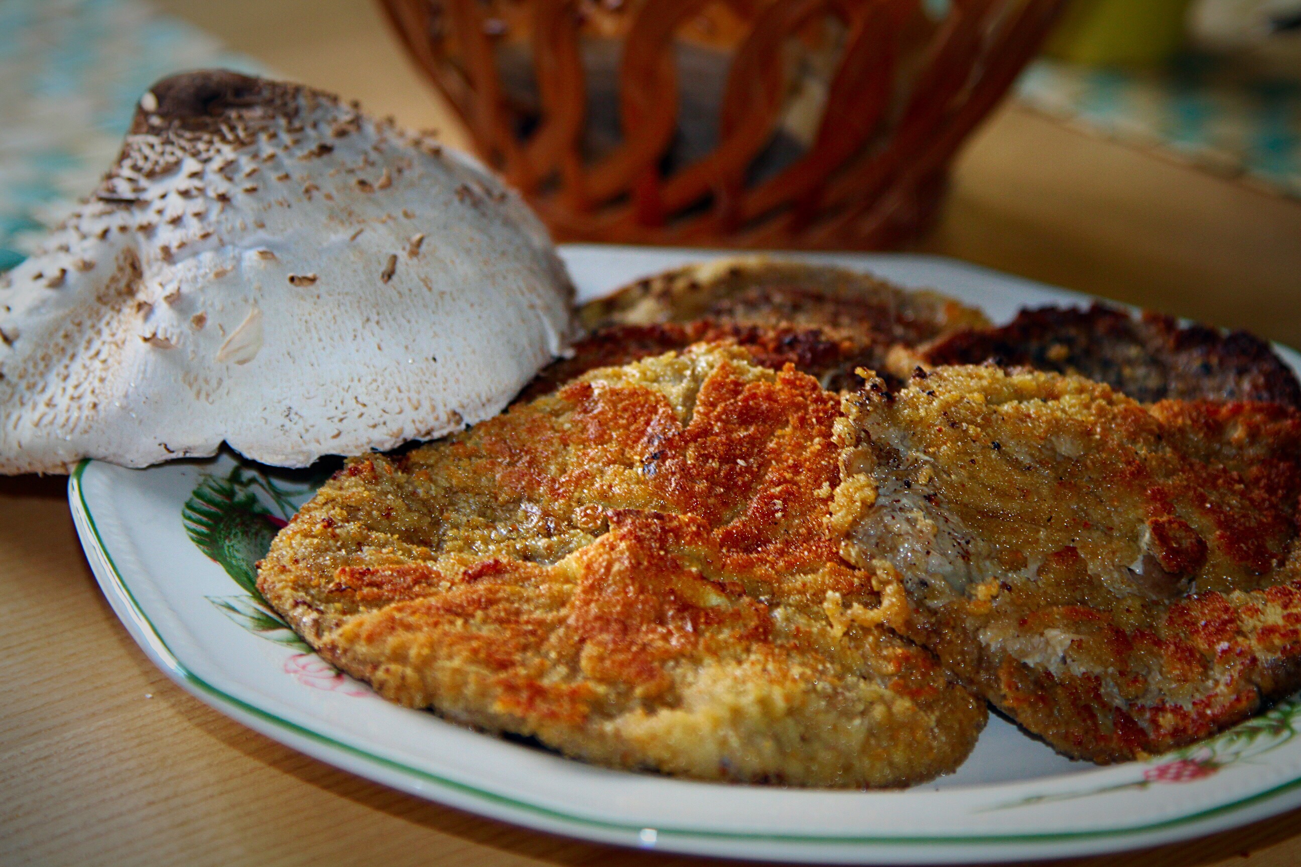 Smażone kapelusze grzybów